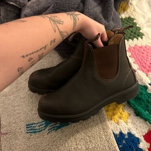Blundstones!!!